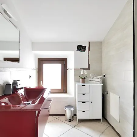 فندق مبيت وإفطار Al Vicoletto - Genuine Hospitality & Private Parking 2*