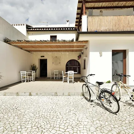 Al Vicoletto - Genuine Hospitality & Private Parking 2* Tortolì