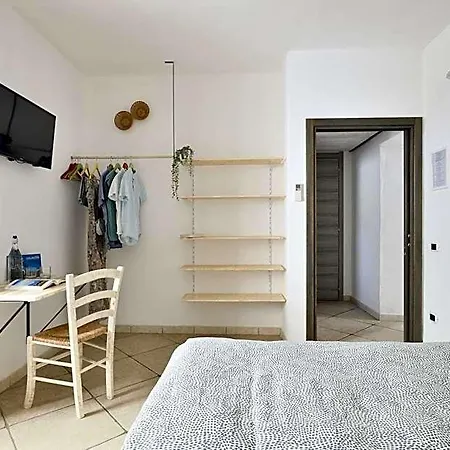 Al Vicoletto - Genuine Hospitality & Private Parking Tortolì