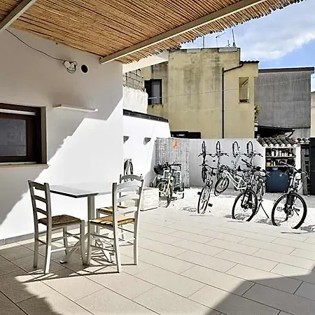 Al Vicoletto - Genuine Hospitality & Private Parking 2* Tortolì