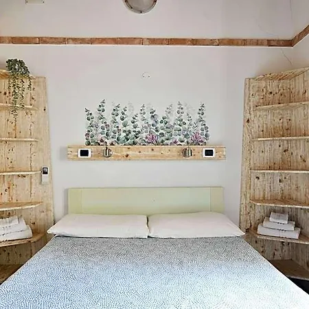 Al Vicoletto - Genuine Hospitality & Private Parking 2*