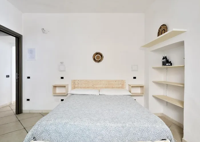 Al Vicoletto - Genuine Hospitality & Private Parking B&B 2*